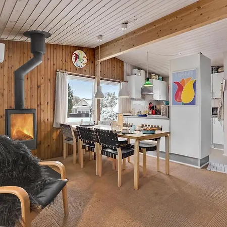 Amazing In With House Sea View *